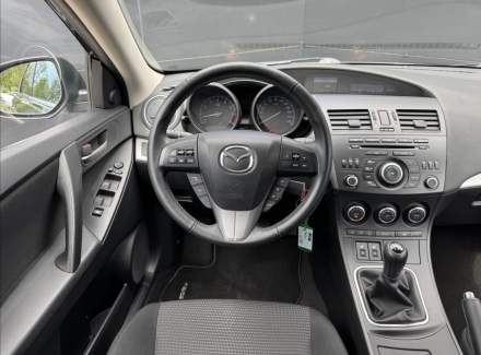 Mazda - 3