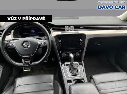 Volkswagen - Passat