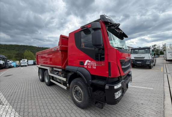 Iveco - Trakker