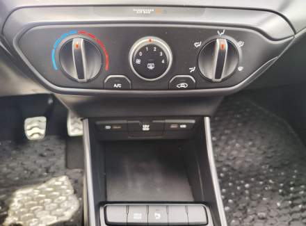Hyundai - Bayon