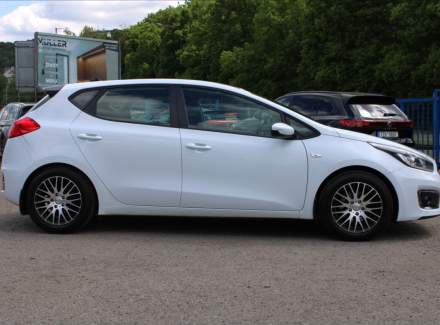 Kia - Cee'd
