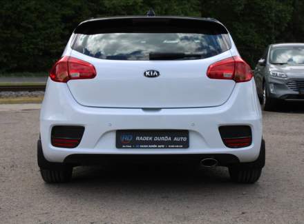 Kia - Cee'd