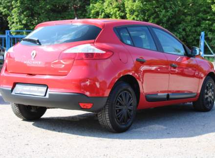 Renault - Megane