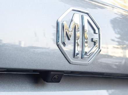 MG - ZS