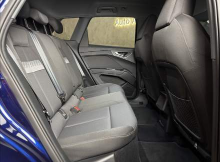 Audi - Q4 e-tron
