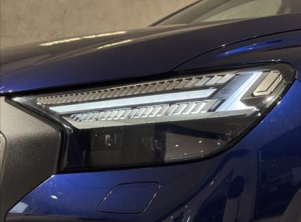 Audi - Q4 e-tron