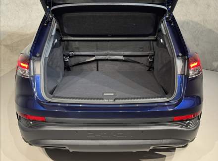 Audi - Q4 e-tron