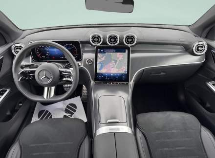 Mercedes-Benz - GLC