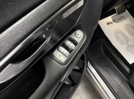 Mercedes-Benz - V-class