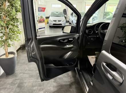 Mercedes-Benz - V-class