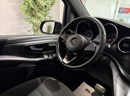 Mercedes-Benz - V-class