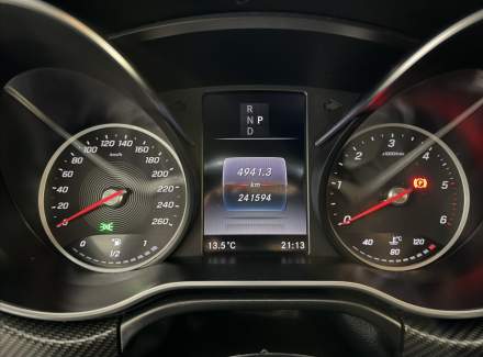 Mercedes-Benz - V-class