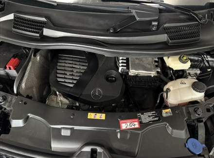 Mercedes-Benz - V-class