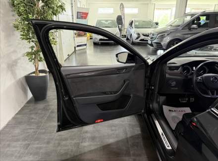 Škoda - Superb