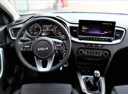 Kia - Cee'd
