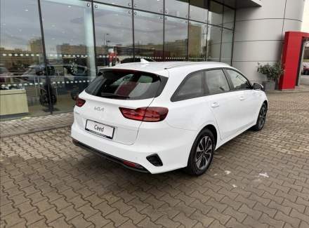 Kia - Cee'd