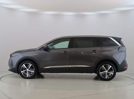 Peugeot - 5008