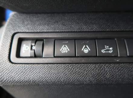 Peugeot - 5008