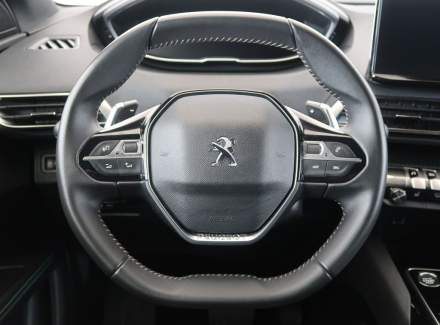 Peugeot - 5008