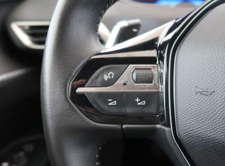 Peugeot - 5008