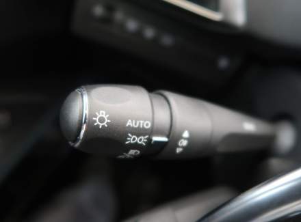 Peugeot - 5008