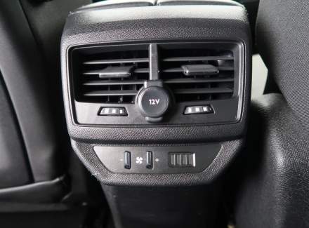 Peugeot - 5008