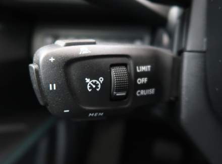 Peugeot - 5008