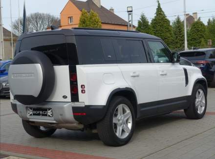 Land Rover - Defender
