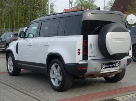 Land Rover - Defender