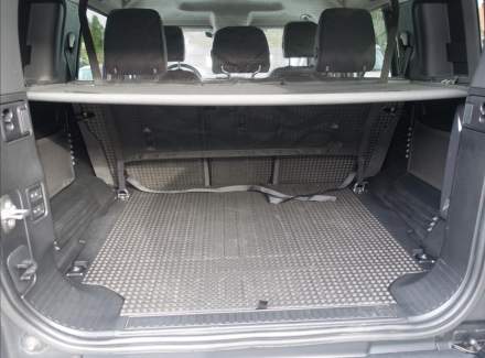 Land Rover - Defender