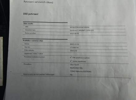 Volkswagen - Golf