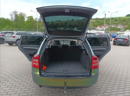 Škoda - Octavia