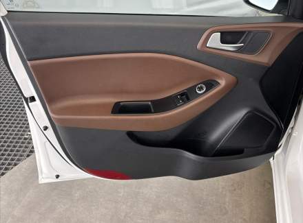 Hyundai - i20