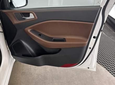Hyundai - i20