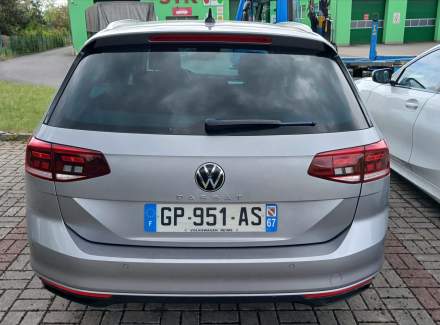 Volkswagen - Passat