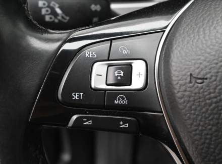 Volkswagen - Touran