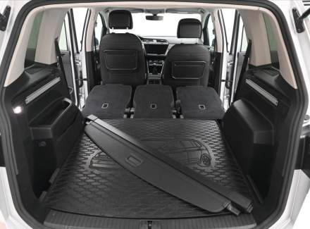Volkswagen - Touran