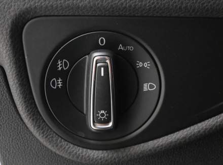 Volkswagen - Touran