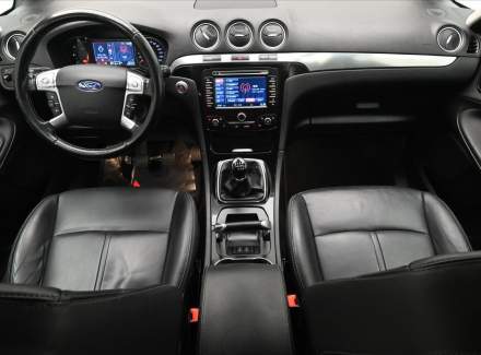 Ford - S-MAX