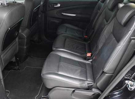 Ford - S-MAX
