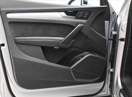 Audi - Q5