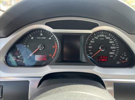 Audi - A6