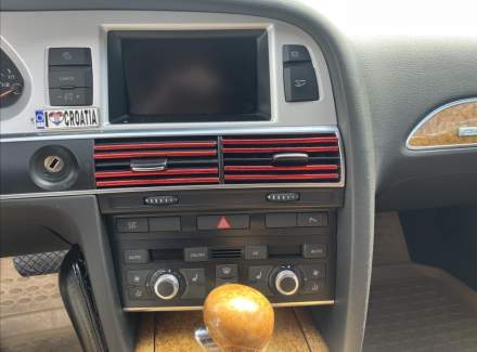 Audi - A6