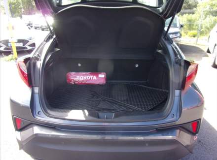 Toyota - C-HR