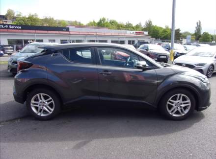 Toyota - C-HR