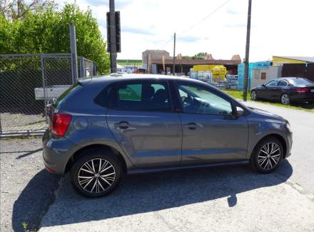 Volkswagen - Polo