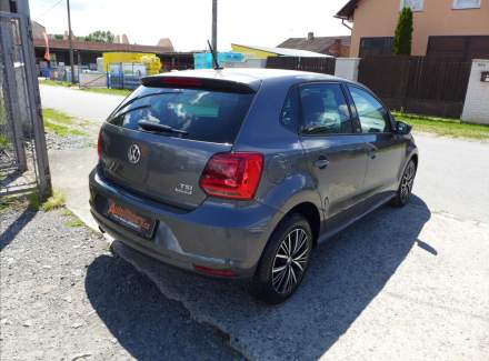 Volkswagen - Polo