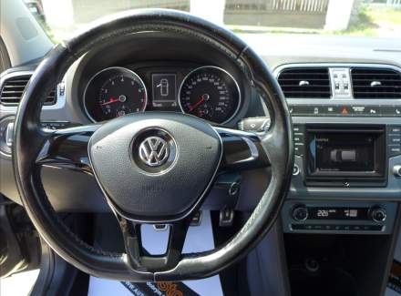 Volkswagen - Polo