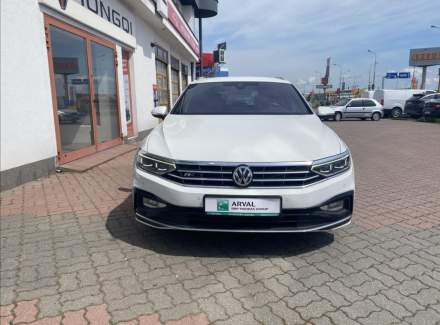 Volkswagen - Passat