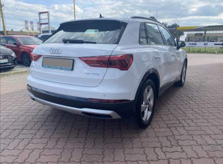 Audi - Q3